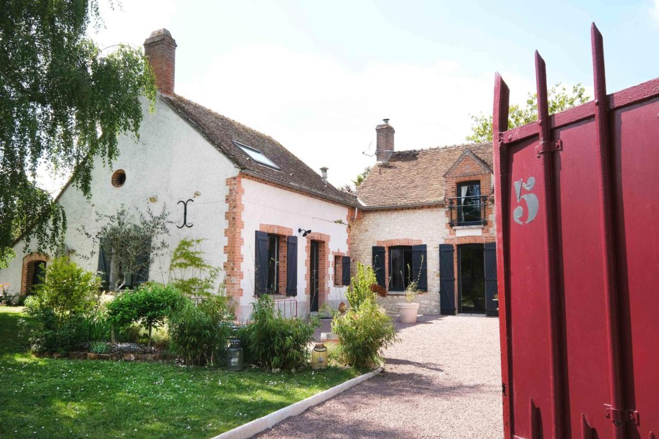 Bed and Breakfast L'Orme Blanchet à Chambon-la-Foret Extérieur photo